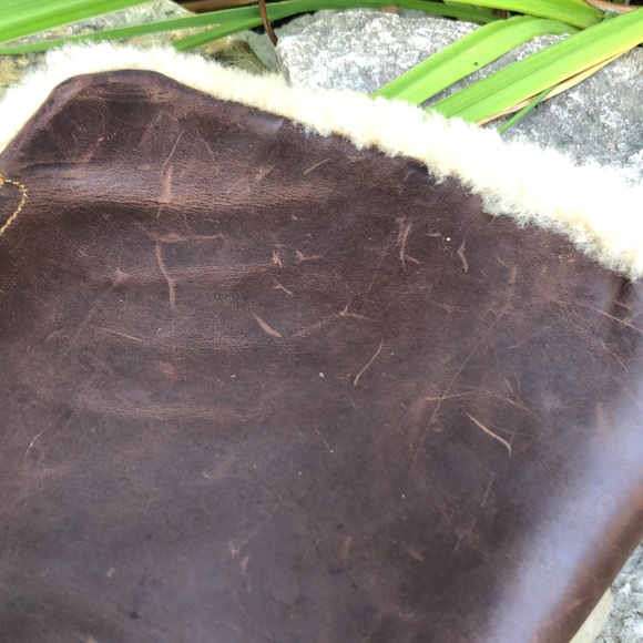 Born Leather Boots-Sz 7-Sherpa Lined-Small Heel-Zipper at Back-Brown - Picture 2 of 16